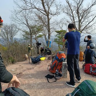 まだ降りないといけないんですが、すでにバテバテ