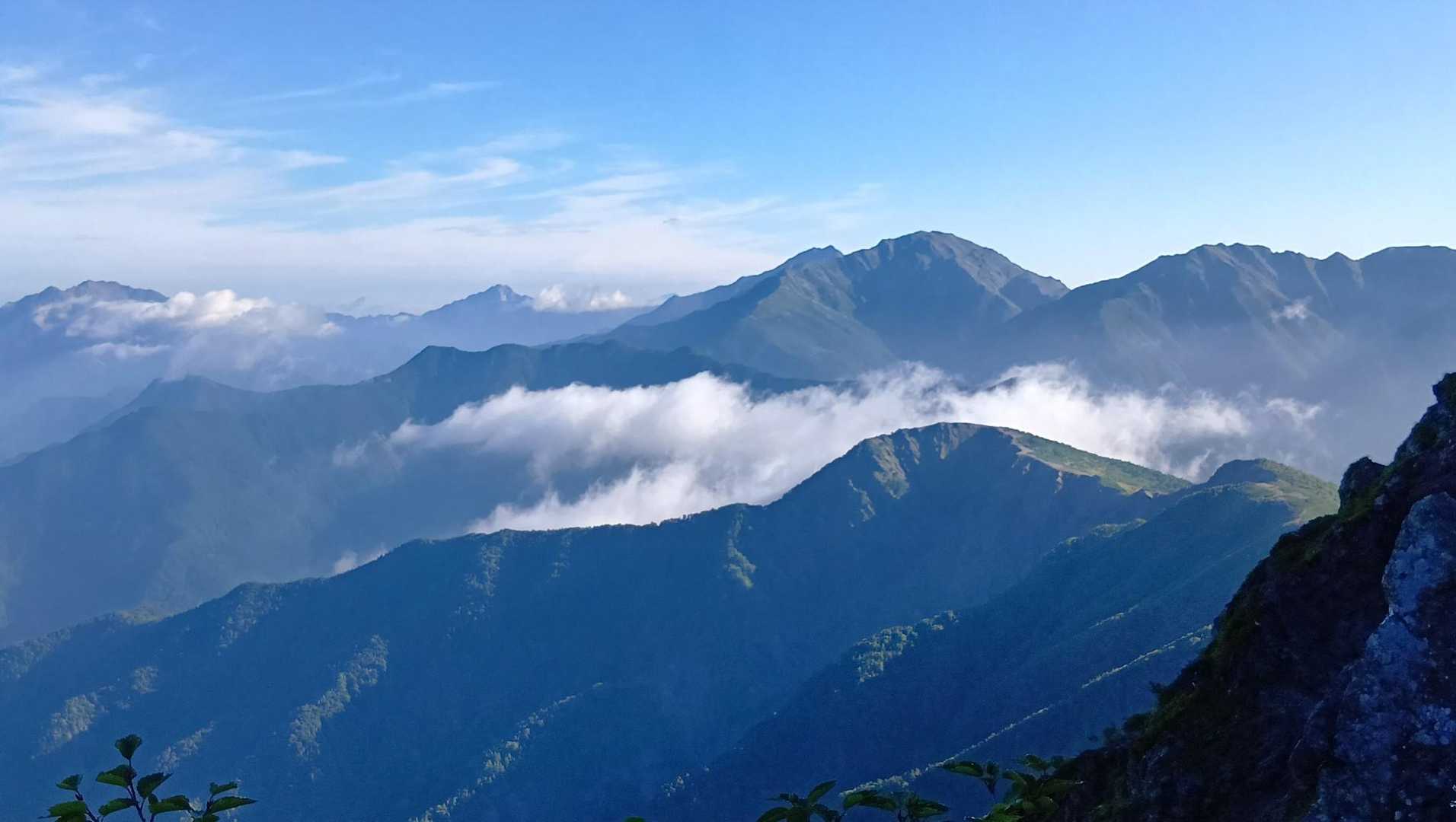 越路バス停-鳥倉登山口-三伏峠-三伏山-本谷山-塩見岳-塩 往復コースの写真