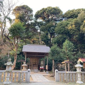 葛原岡神社本殿