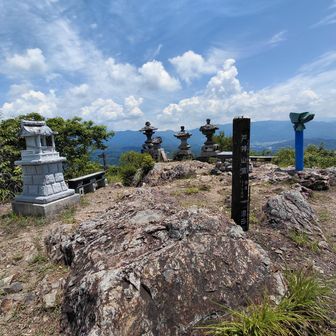 戸神山山頂の様子
山頂からは、360度のパノラマ