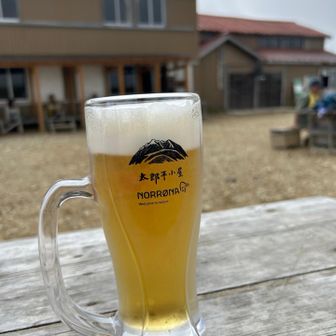 1日目の締めに太郎平小屋の生中いただき🍺