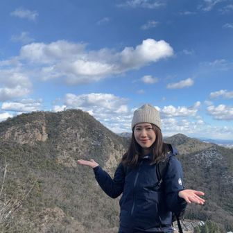 山頂メシのささやき女将👵🏼