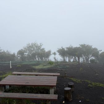 私たち以外の
登山客は
おりません、、、😅😅