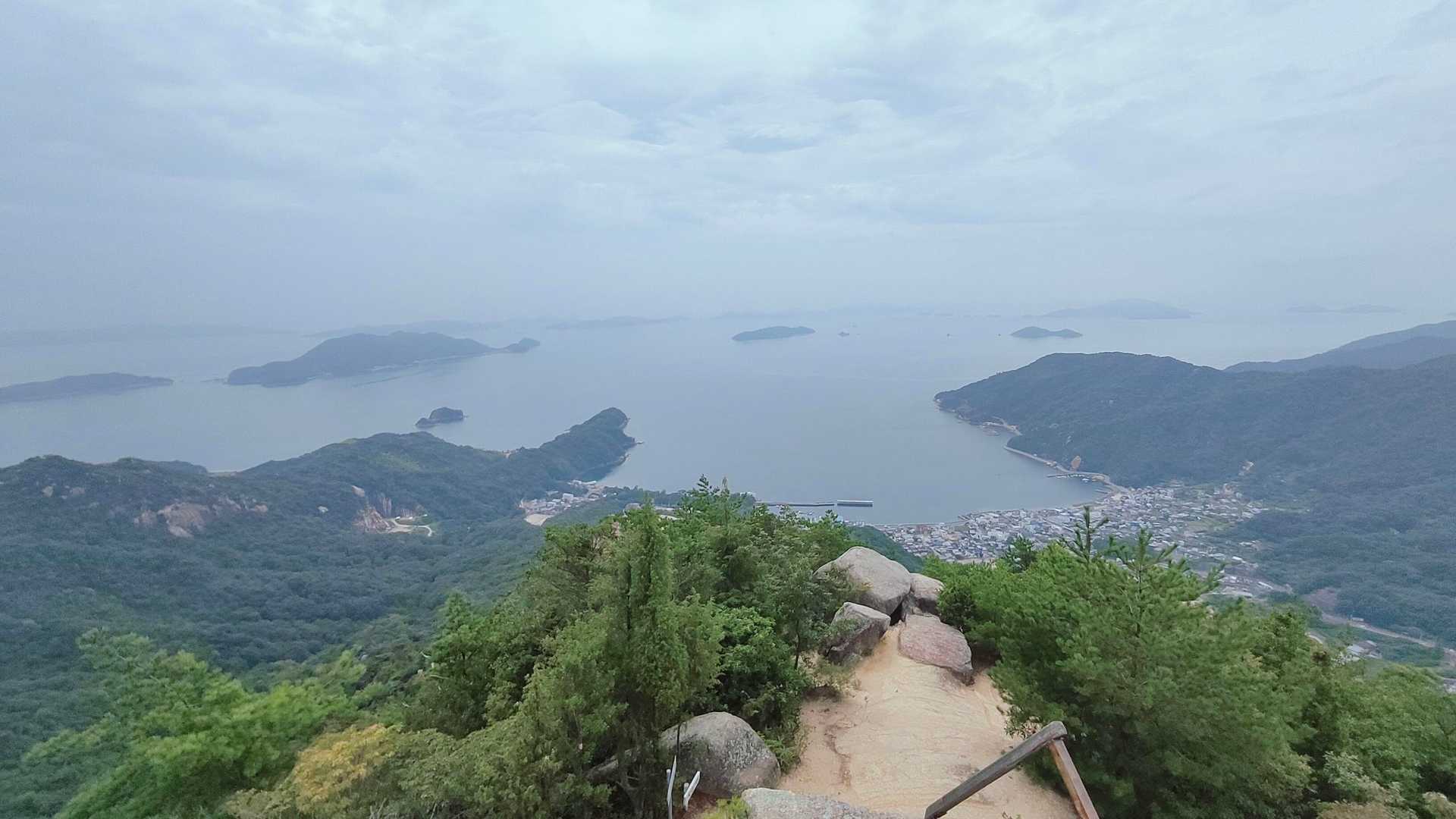 火山登山道入口-火山 往復コースの写真