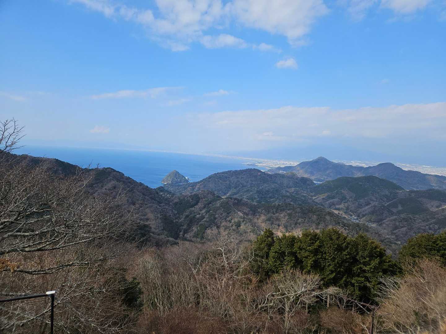 大仁駅-城山登山口-城山峠-城山-葛城山登山口-背面登山口 縦走コースの写真