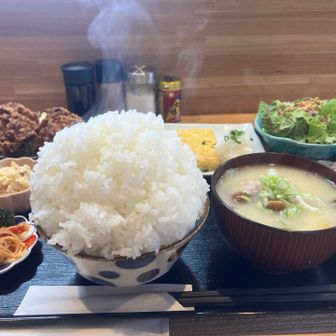 じーこ⛰️🥃🍚