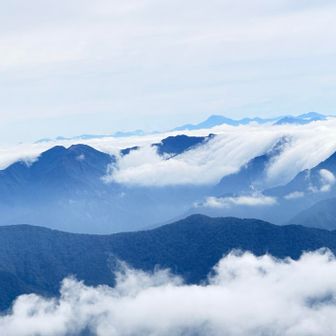 滝雲の谷川主脈連峰🥰
今年はまだ歩いてないなぁ
雪の前に歩こうっと…