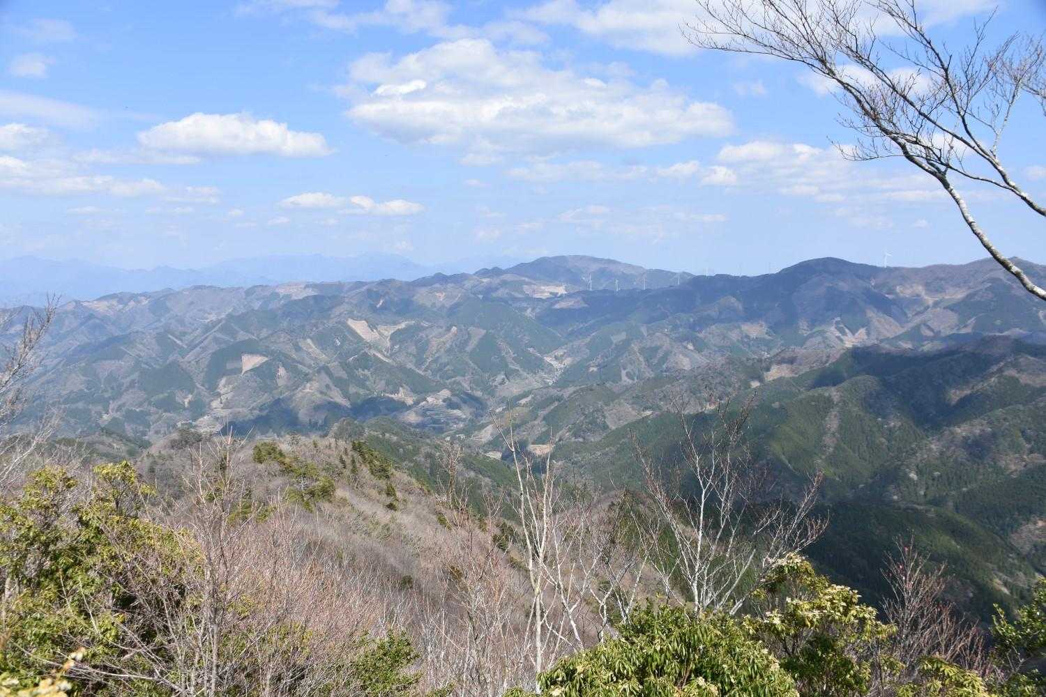 祇園山-大石越-揺岳 周回コースの写真