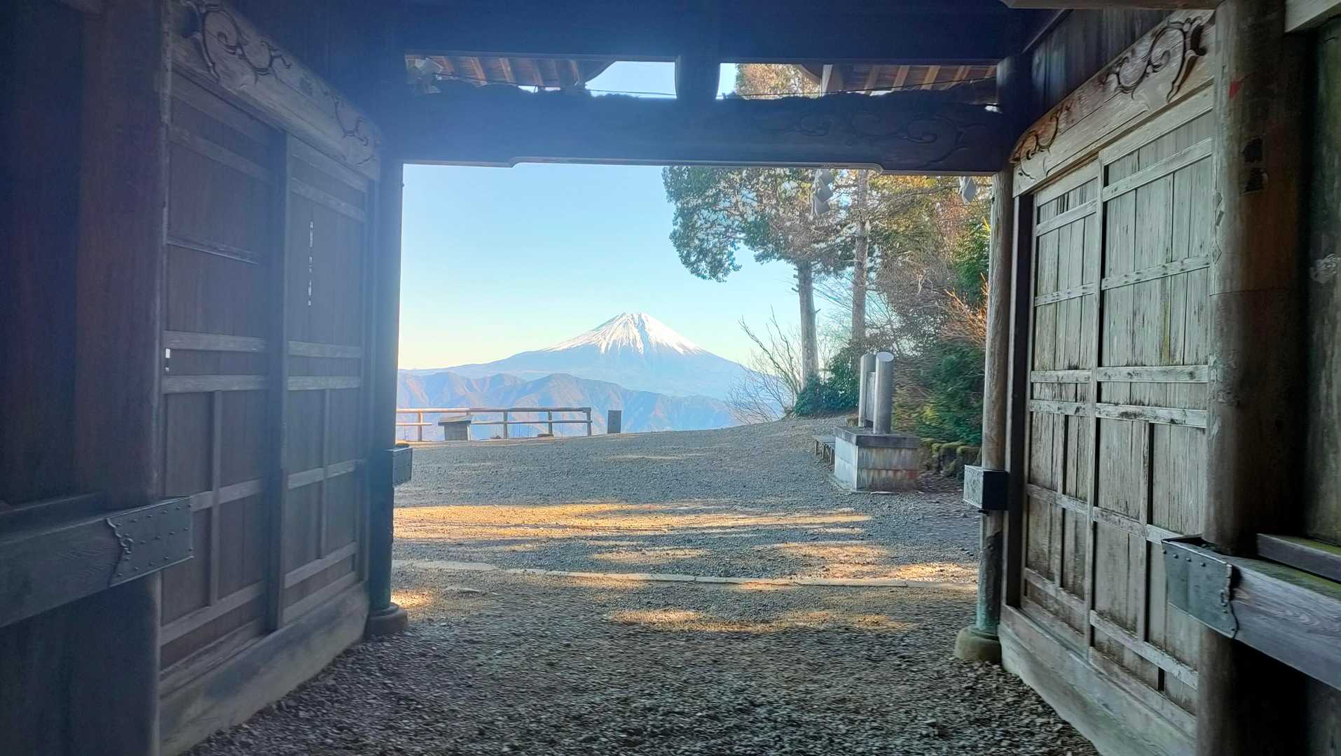 定番の構図で写真を撮ってみました。