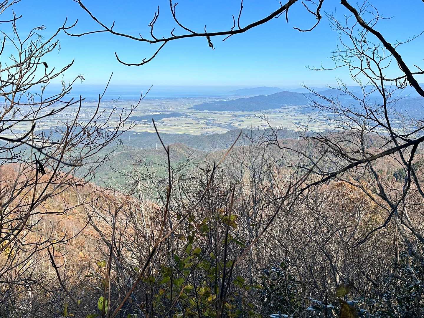 櫛形山脈を眺めながら下山🚶