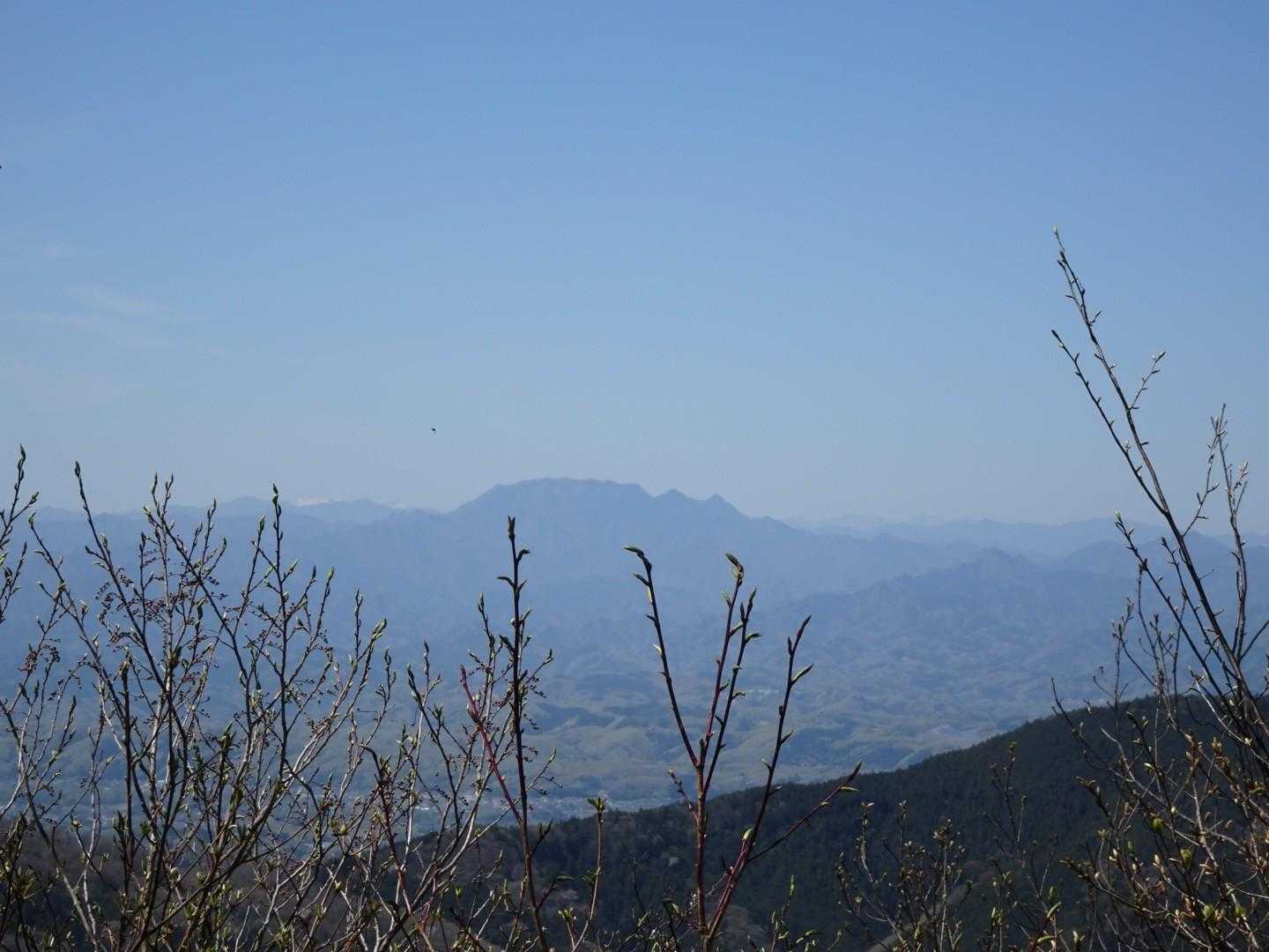 両神山