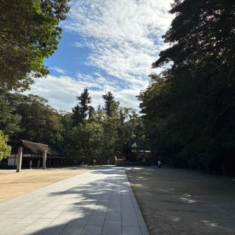 まず大山祇神社にお参りします👏
めっちゃ広い境内。