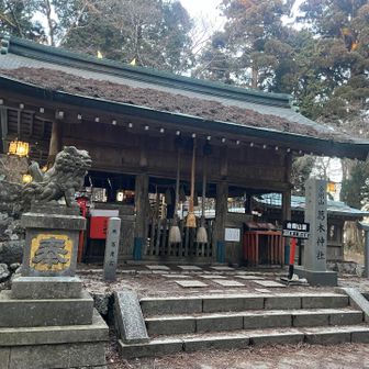 ちょうど夕日が本殿を照らし、いつもと違う雰囲気になってました⛩️