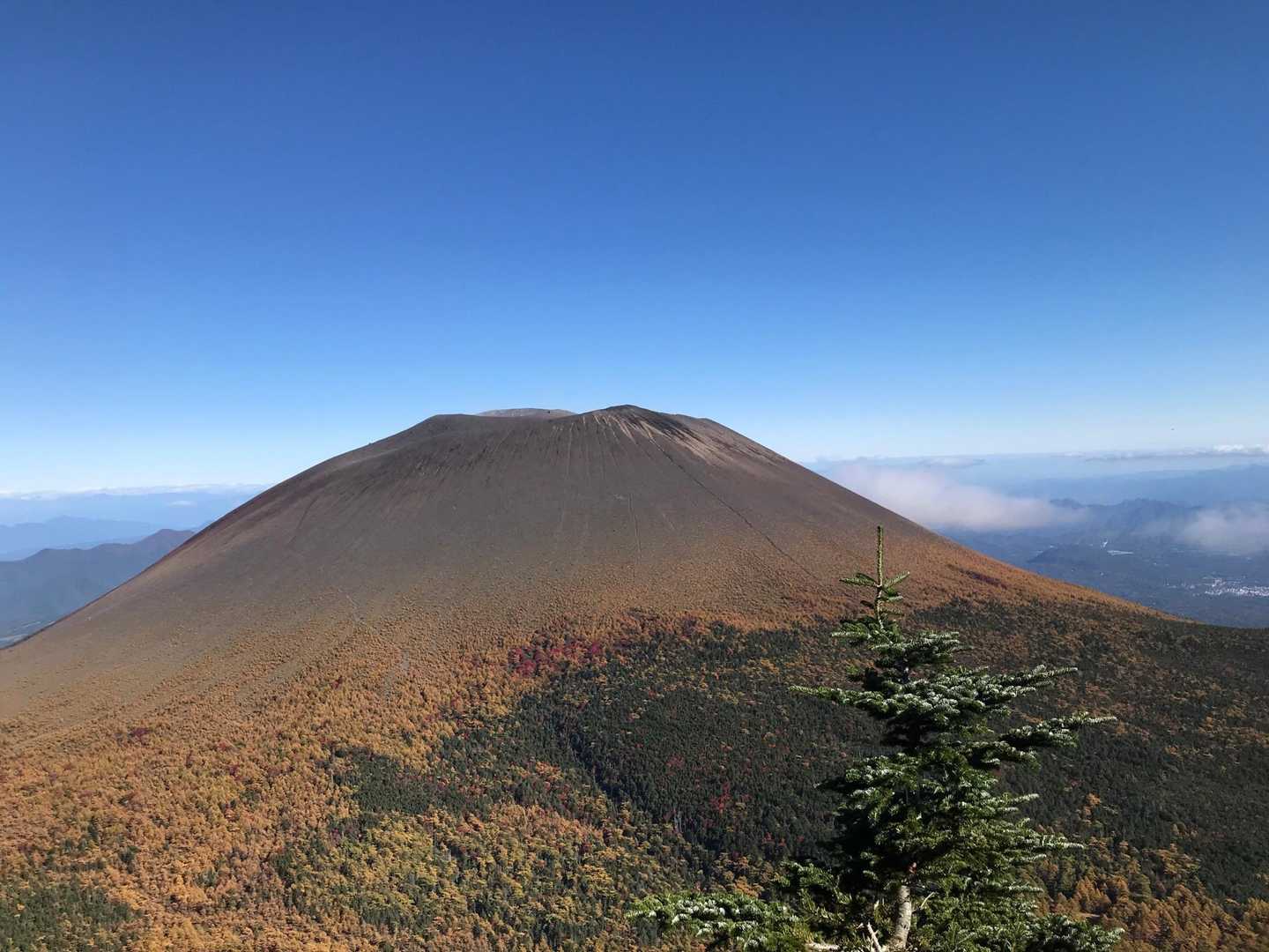 浅間山の取り納め。火山警戒レベル1に下がると前掛山へ行けるのですが、、、
