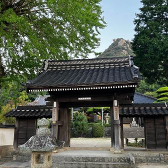 登山口が何処か少し迷う
