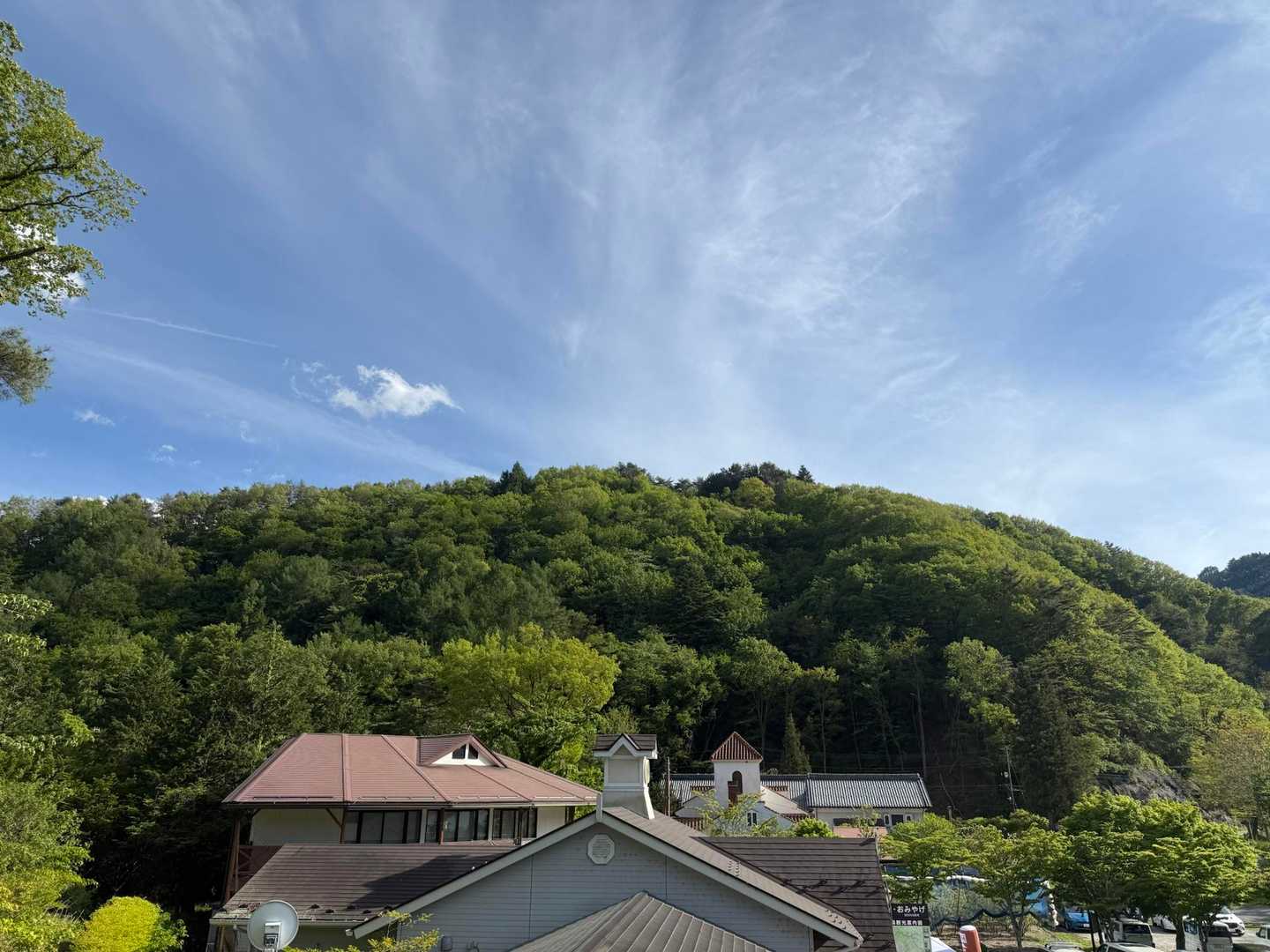 道の駅かつやまバス停-羽根子山遊歩道入口-羽根子山 往復コースの写真