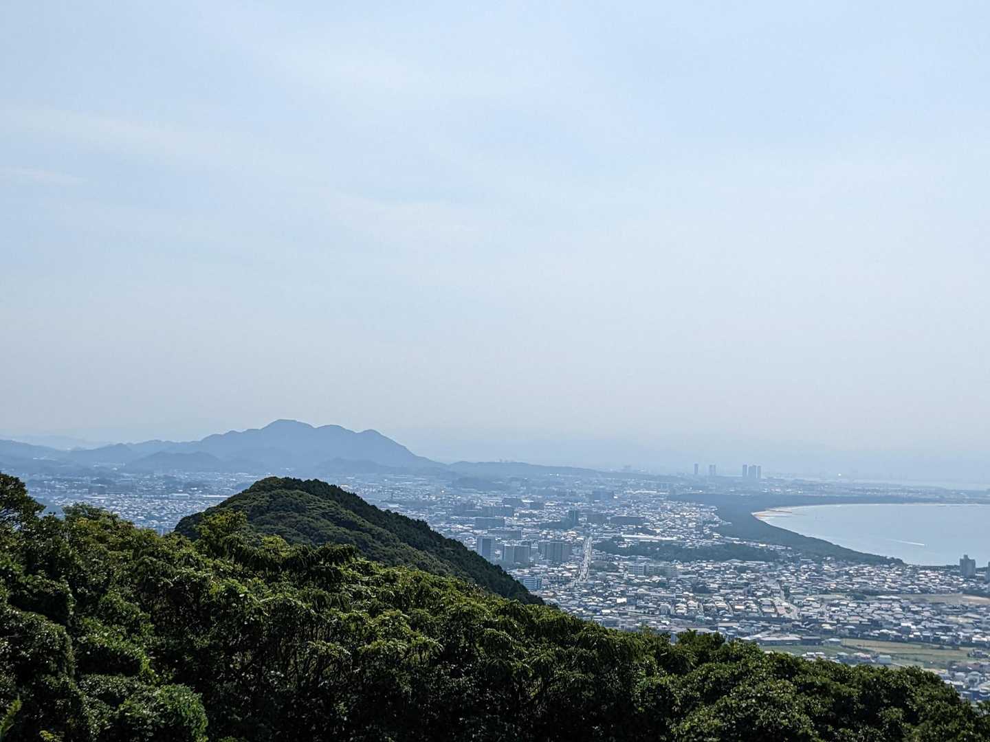 この間登った立花山がクッキリ✨