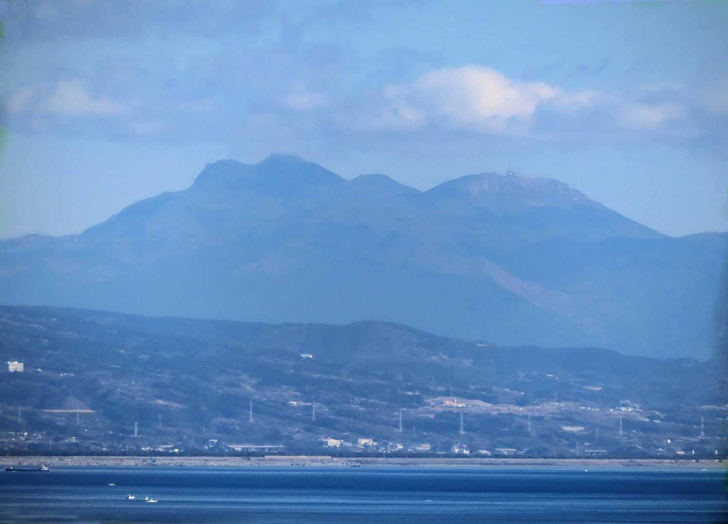 箱根山1437ｍと駒ケ岳1356ｍ