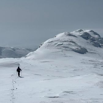 後輩と荒神ヶ岳