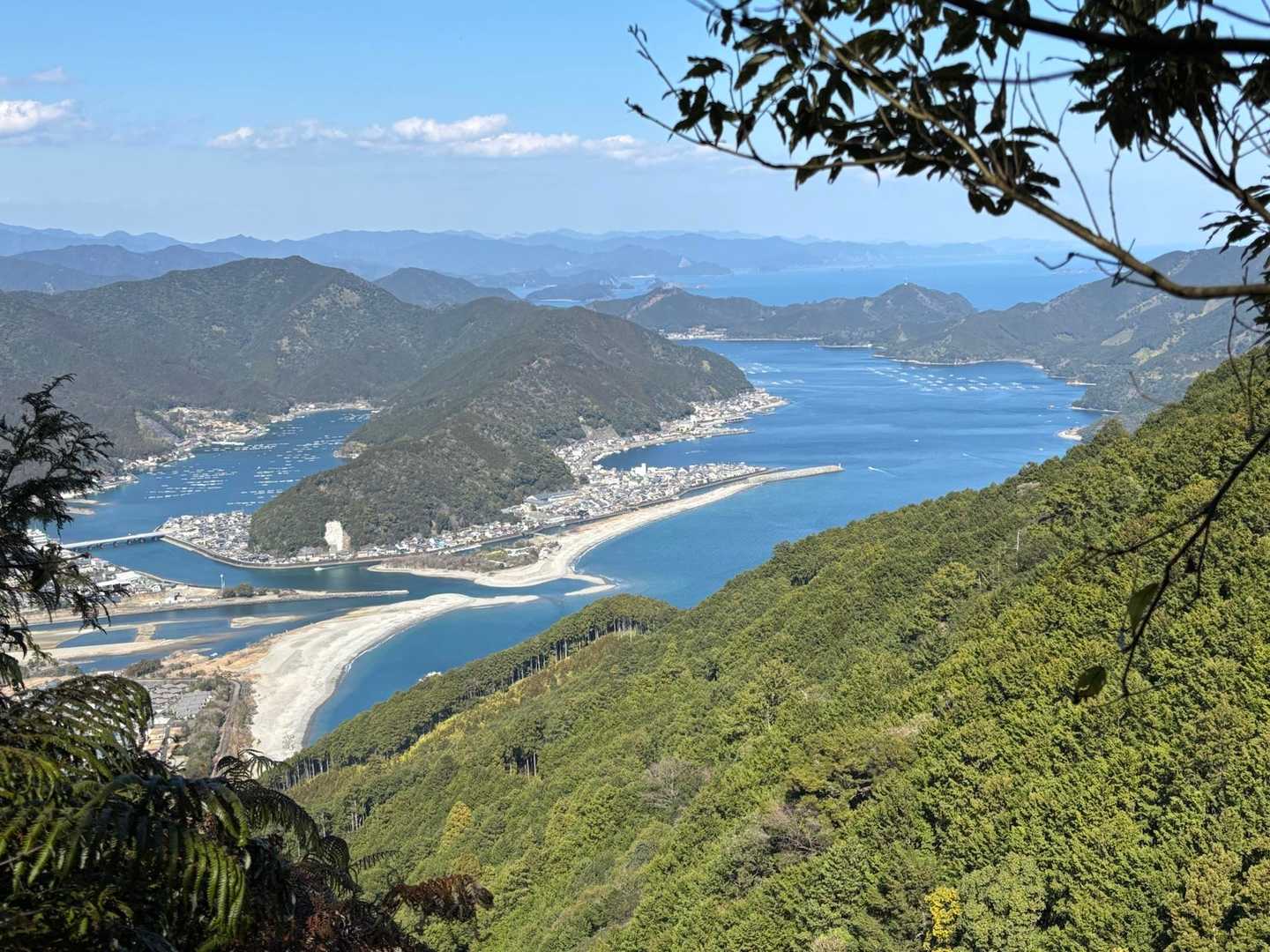 ステキ💖

この先の登山道は、ザレあり急坂ありでした