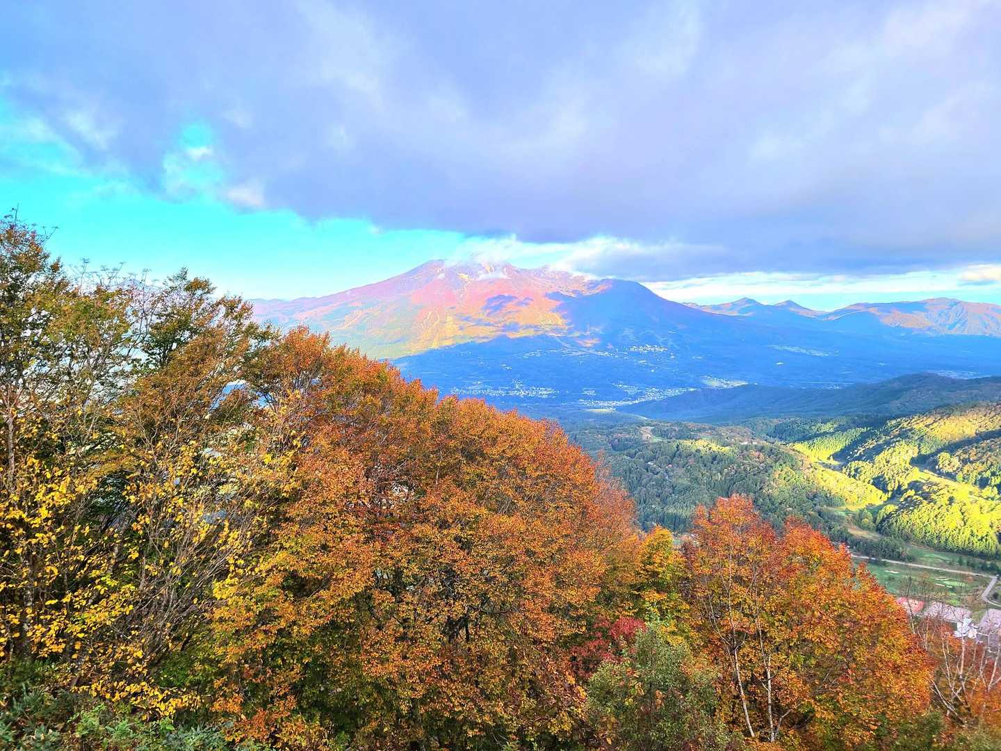 紅葉🍁と妙高山