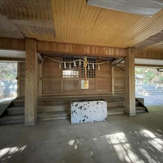 熊山油瀧神社。ここで、少し休憩させていただきました。