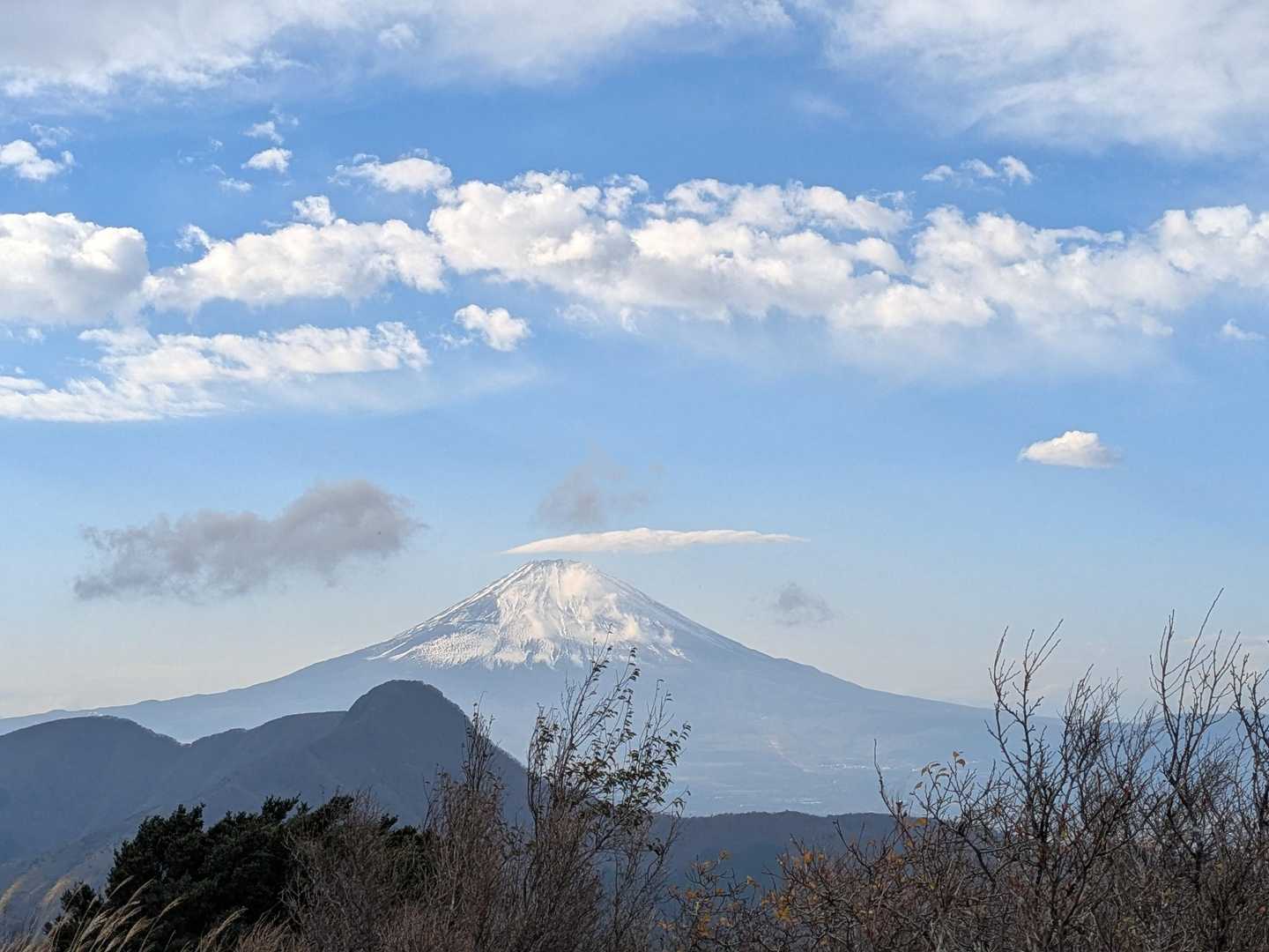 明神ヶ岳の山頂から🗻ど～ん😊