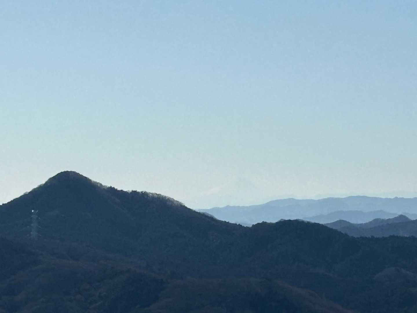 またまたうっすらですが♪( ◜ω◝و(و "

一度見えると👀見えるものです
もしかして今までもそうだったのかな？
