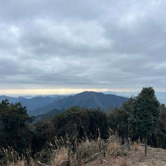 あっちは竜王山 わたしのお散歩山