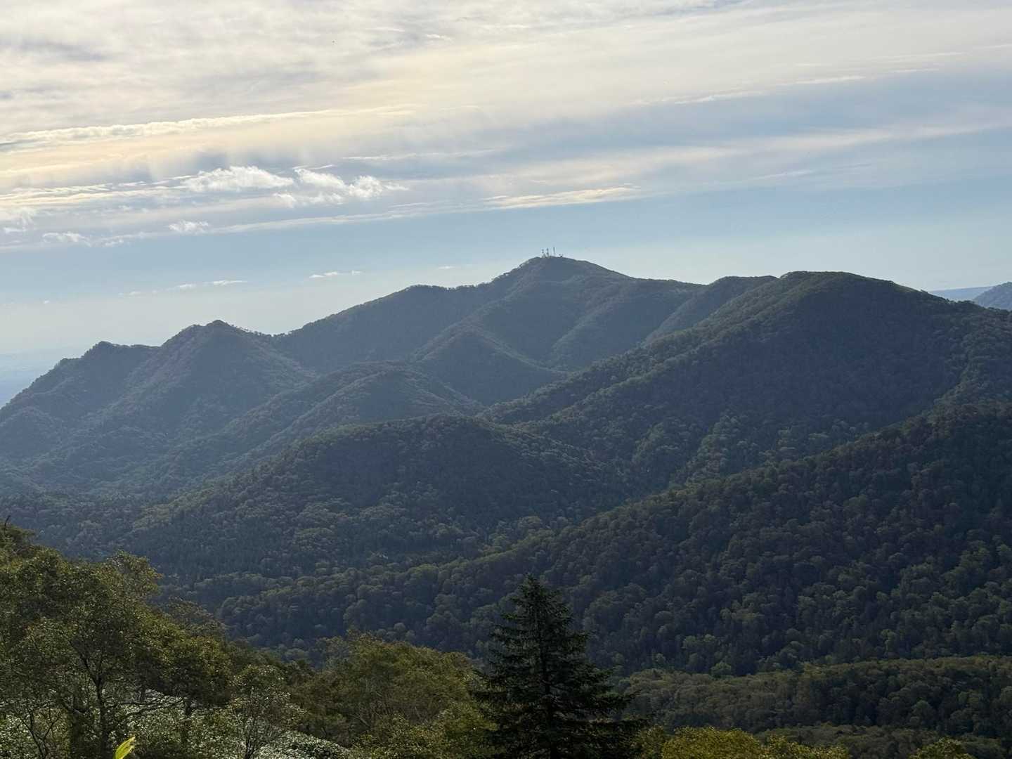 山が深い