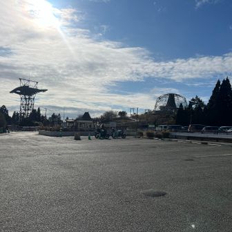 六甲ガーデンテラス🪴
ここまで車で来れる🚗💨
そのせいか、登山の格好の人見当たらず💦
急にアウェイになった😂