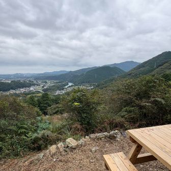 ベンチからの景色も良い🆗