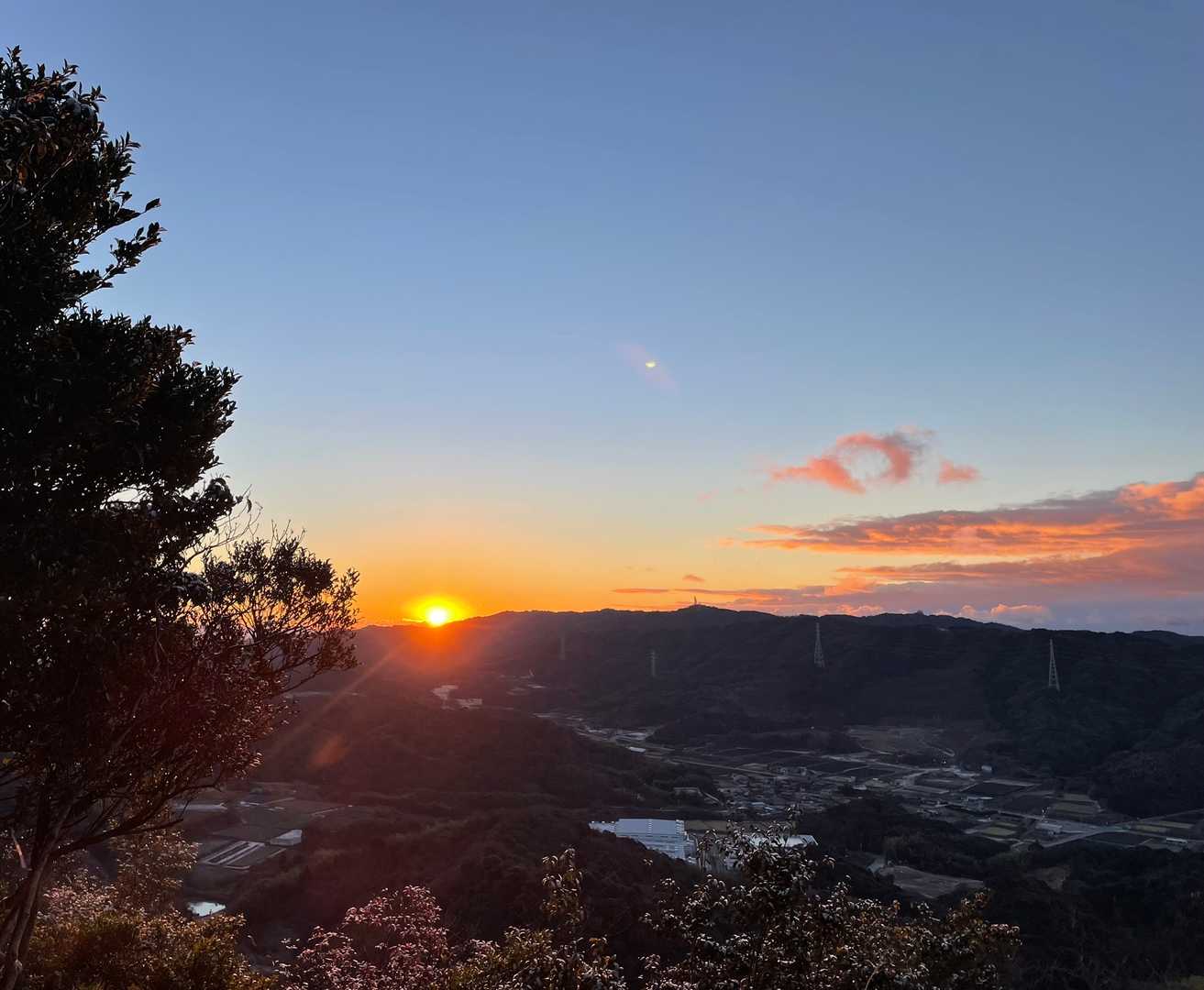 穏やかな年になりますように🙏
たくさんのお山に出会えますように🙏✨✨
