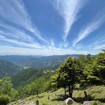 この青空にこの雲、それと山並みが美しかったぁ👌