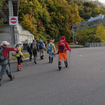 総勢１５名位で整備に向かいます💪