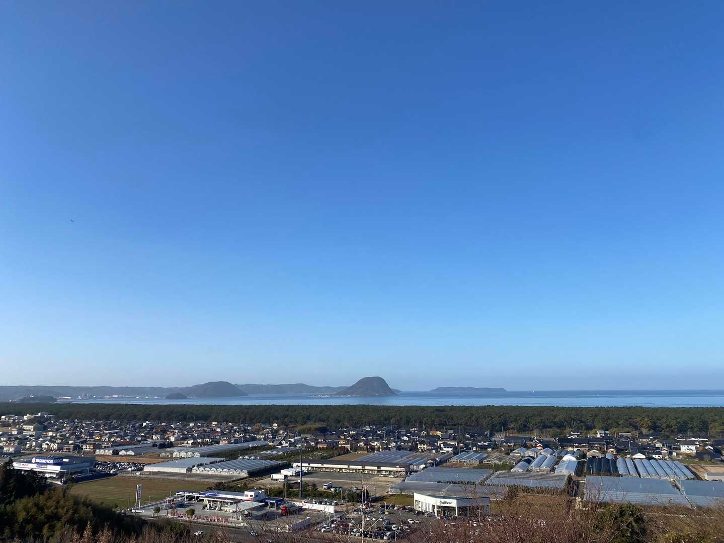 疲れたら、振り返って景色を楽しむ😊•*¨*•.¸¸☆*･ﾟ꙳
