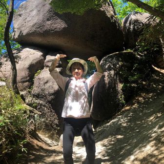 ハシチビロカゲ