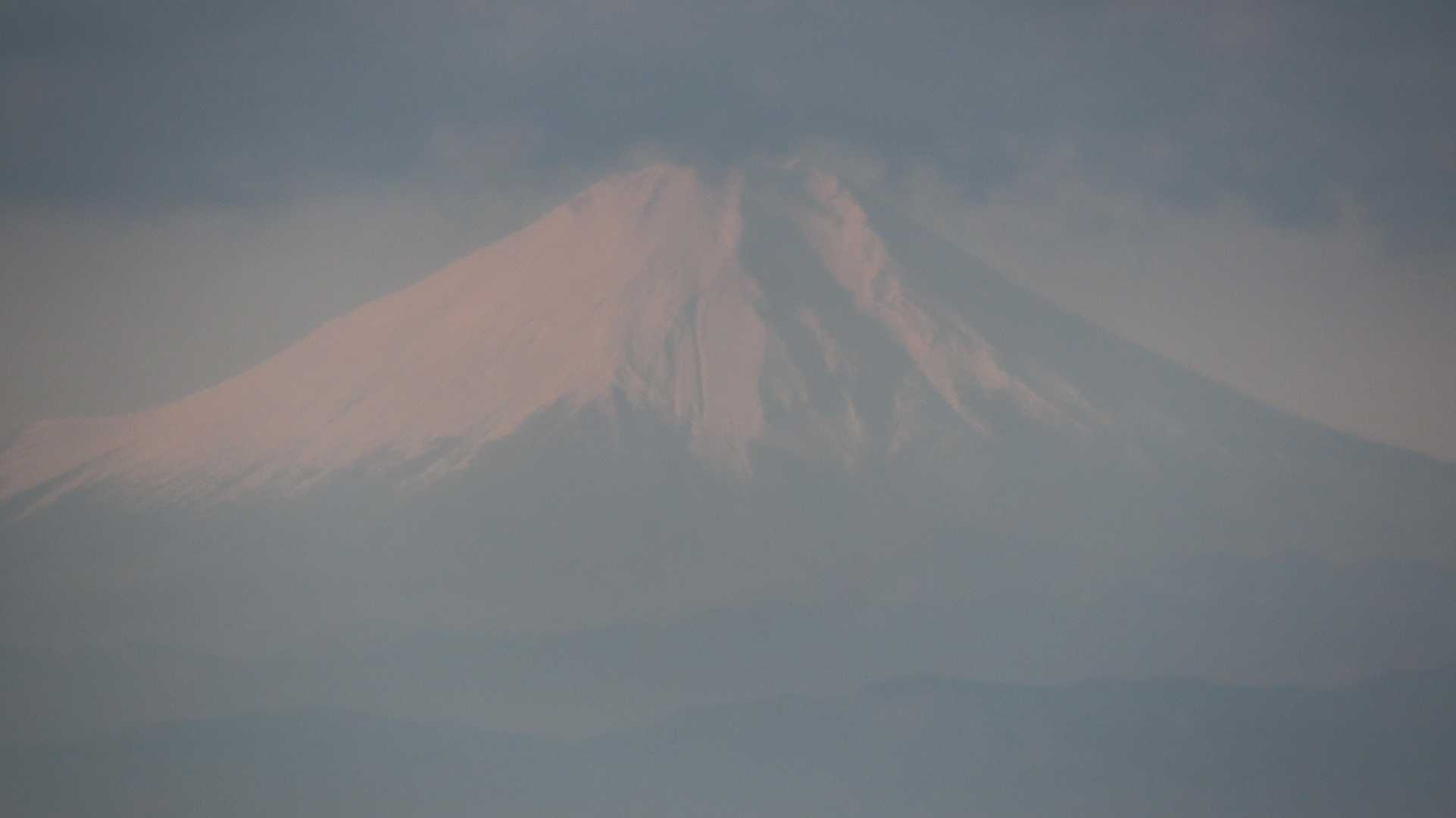 富士山の雲が取れてきた