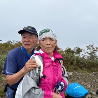 じゃぁ、お2人でどうぞーって
撮ろうとしたらちょっと緊張気味？
固まっちゃった‼︎      カワイイね