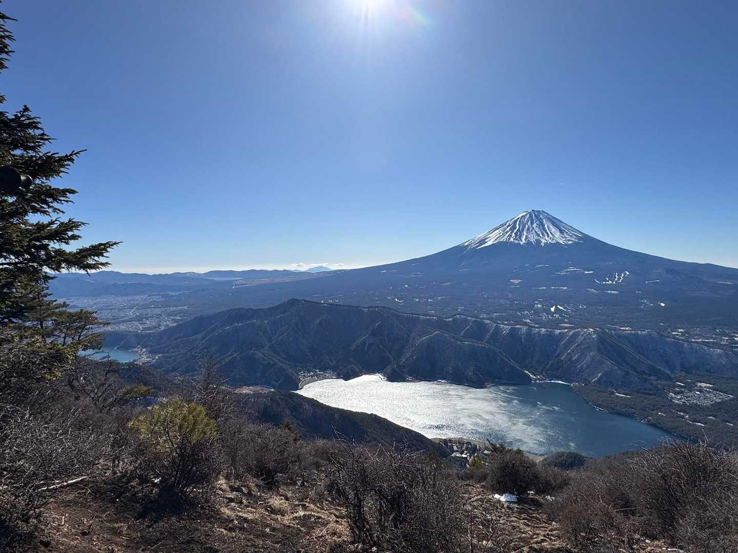 雪頭ヶ岳の手前の絶景ポイント