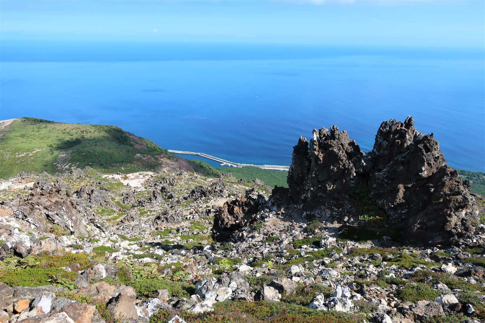 火口原駐車場発着｜津軽海峡のパノラマを味わう恵山 往復コースの写真