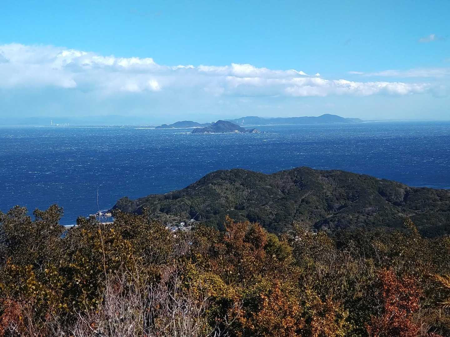 眺望がすばらしい
神島が見えます