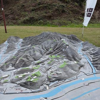 地形を見るとどこから登るか考えてしまう