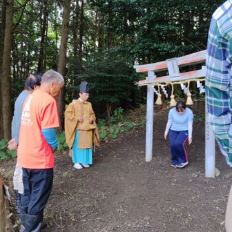 玉ぐし奉納のあと　お神酒をいただいて終わり