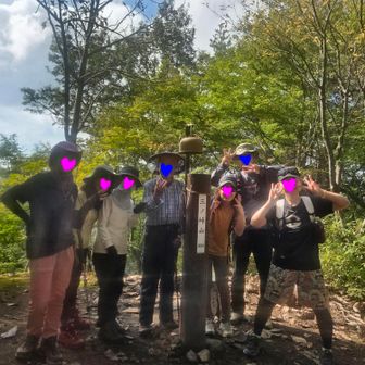 あちこち登ってる猛者の皆さんと！
右側の3人です！😁