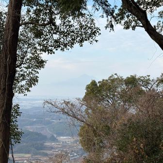 木葉山山頂からほんのちょっとだけ普賢岳が見えました😅