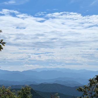 三郎岳からの眺望　山上ヶ岳方面を望む