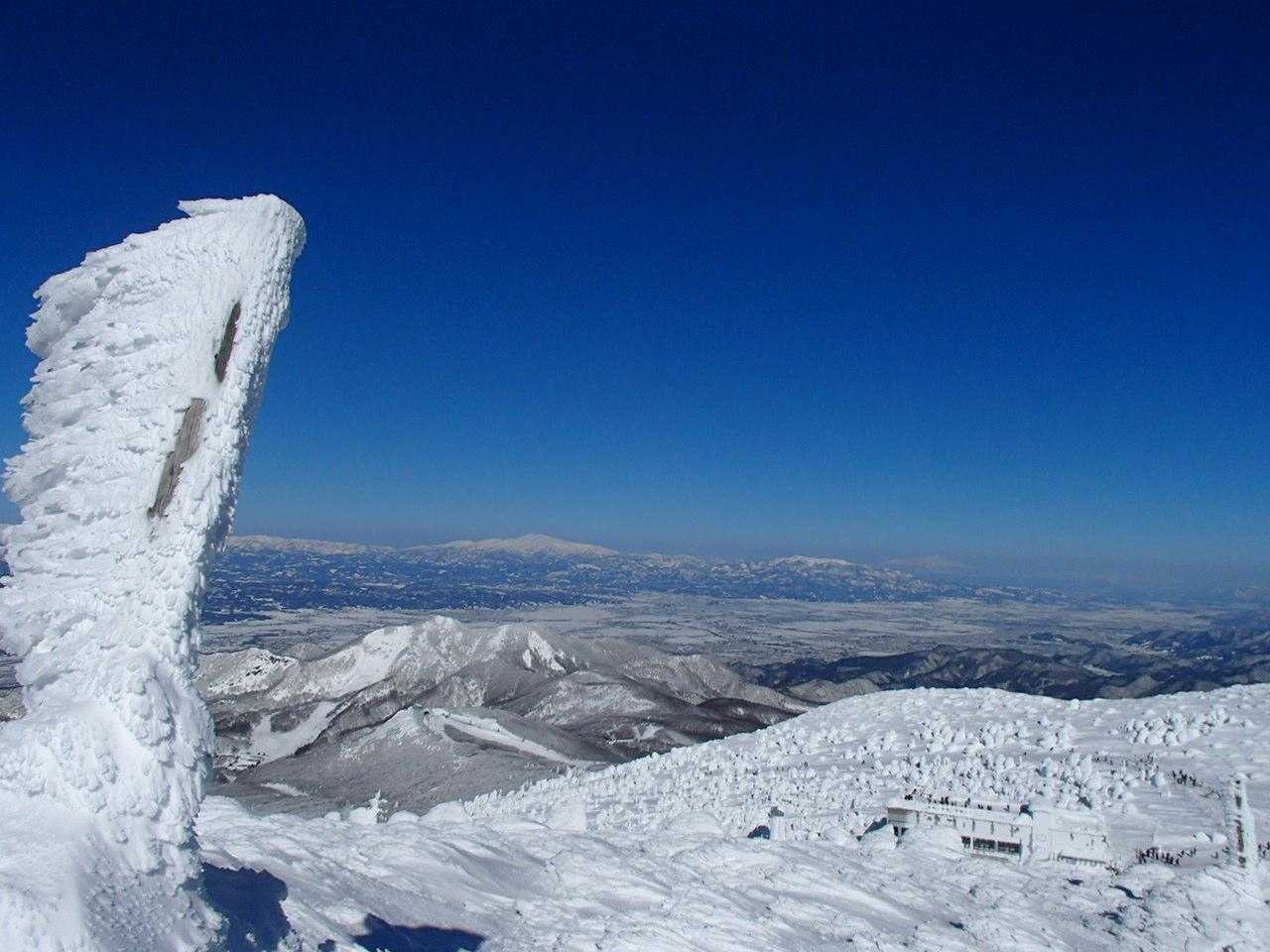 スノモン達（地蔵岳から下を見ると）