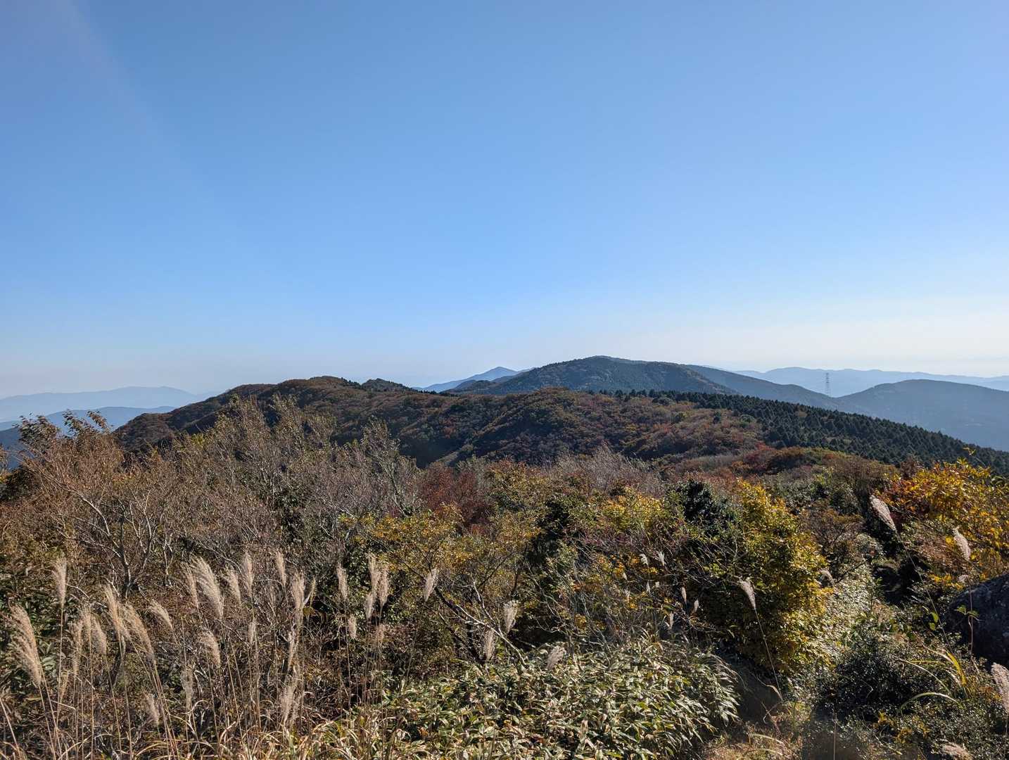 雷山周回 | 豊かな自然と神秘的な伝説、下山後は美しい寺院も楽しめるの写真