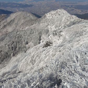 展望岩場からの兜岩